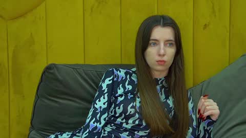 Elizabet online show from January 31, 6:14 pm