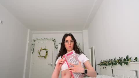 Eliza  online show from April 28, 3:06 pm