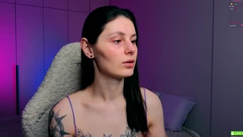 Snapshot of elizawetty chatting on January 24, 1:45 am Eli online show from January 24, 1:45 am