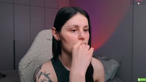 Snapshot of elizawetty chatting on January 29, 6:22 am Eli online show from January 29, 6:22 am