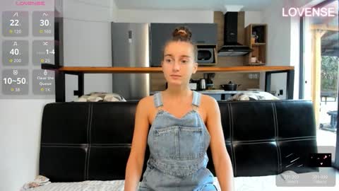 Eliz                               online show from December 22, 8:33 am