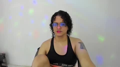 Snapshot of elkingthe chatting on November 10, 6:51 pm Diana online show from November 10, 6:51 pm