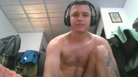 elkinjose182112 online show from January 9, 7:04 pm