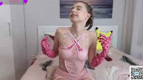 ella_desire online show from February 16, 12:56 pm