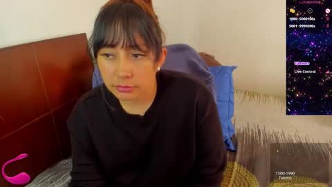 Snapshot of ella_harry chatting on February 24, 2:15 pm Ella and Harry online show from February 24, 2:15 pm