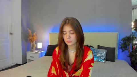 Snapshot of ella_mayers chatting on February 23, 4:57 pm Ella Mayers online show from February 23, 4:57 pm