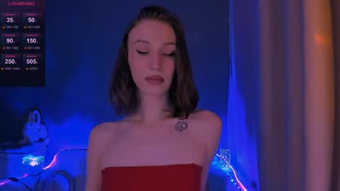 ellaamber online show from March 1, 1:29 am