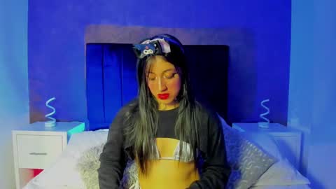 Ellaa Muller online show from December 29, 5:53 am