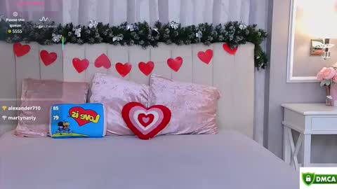 Snapshot of ellaander chatting on October 14, 4:13 am Ella online show from October 14, 4:13 am