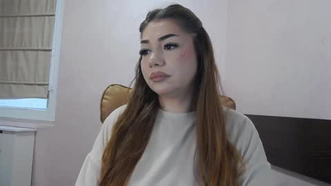 Ella online show from April 1, 5:41 am