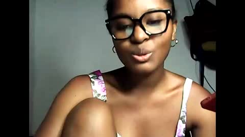 ellah245 online show from March 7, 7:11 pm