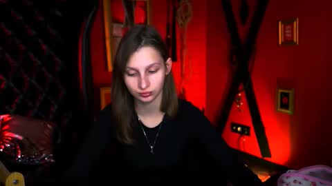 Ella online show from November 9, 10:13 am