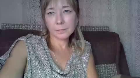 ellajohnsonx online show from September 27, 10:26 pm