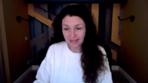 EllaLongs online show from February 1, 12:26 pm