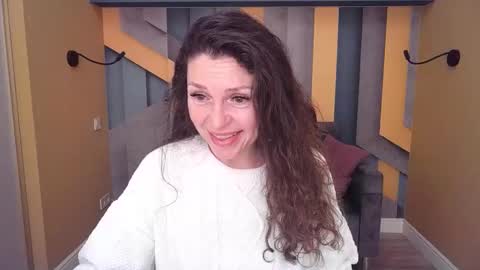 EllaLongs online show from February 10, 12:31 pm