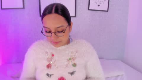 Ella online show from December 24, 5:16 am