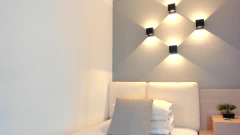 Ella online show from October 24, 11:50 am