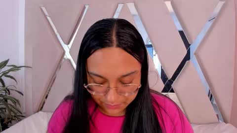 Ella online show from February 28, 11:55 am