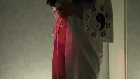 Ella online show from September 15, 8:25 am