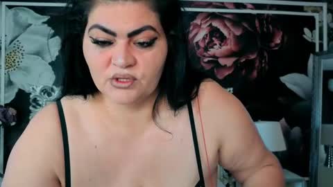 ellaxjane online show from April 25, 5:32 am