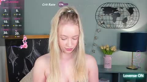 elldiana online show from April 14, 1:55 am