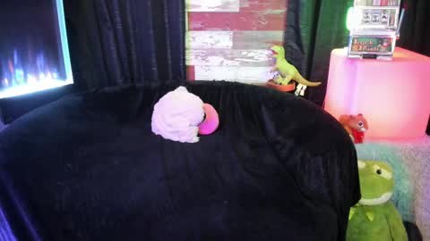 ELLE online show from October 11, 7:01 pm