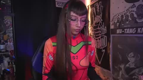 follow me on instagram .    online show from November 29, 4:10 pm