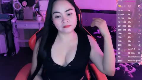 Snapshot of elleelle123 chatting on November 7, 1:27 am Ann online show from November 7, 1:27 am