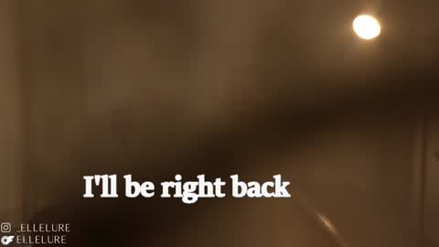 Snapshot of ellelure_ chatting on February 3, 10:11 pm Linda Restrepo online show from February 3, 10:11 pm