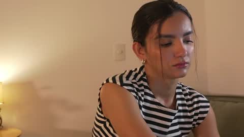 Snapshot of ellelure_ chatting on July 11, 12:24 am Linda Restrepo online show from July 11, 12:24 am