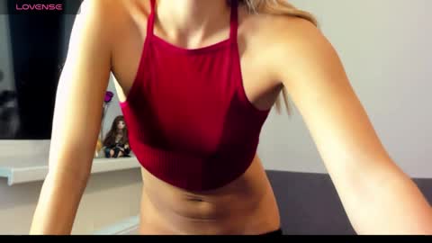 ellen_flow online show from March 23, 8:24 pm