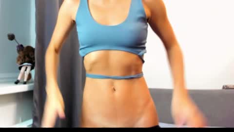 ellen_flow online show from April 24, 8:11 pm