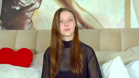 Snapshot of ellenbush chatting on October 9, 6:44 am EllenBush online show from October 9, 6:44 am