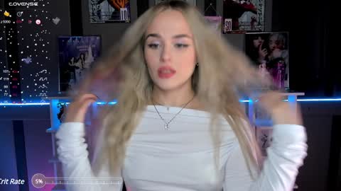 Snapshot of ellensoftt chatting on December 21, 4:46 pm Maria online show from December 21, 4:46 pm