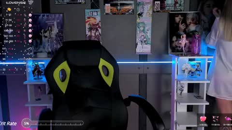 Snapshot of ellensoftt chatting on January 4, 8:37 pm Maria online show from January 4, 8:37 pm