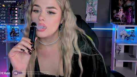 Snapshot of ellensoftt chatting on January 14, 9:30 pm Maria online show from January 14, 9:30 pm