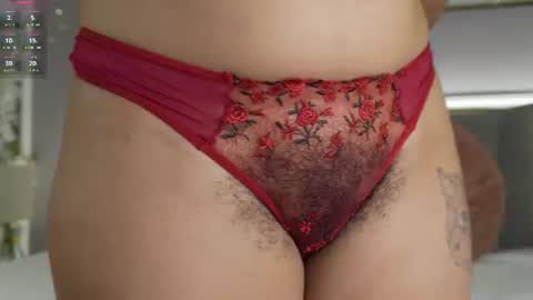 Snapshot of ellette_ chatting on July 4, 7:20 pm princess online show from July 4, 7:20 pm