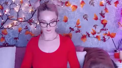 Elliana online show from October 1, 2:28 am