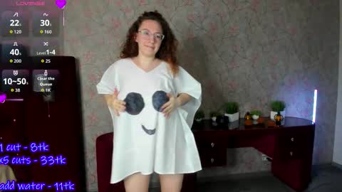 Ellie online show from October 30, 1:45 pm