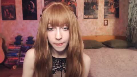 ellie_friendly online show from October 18, 1:52 am