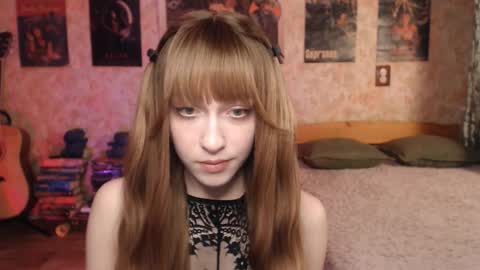 ellie_friendly online show from March 2, 11:22 pm