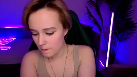 Ellie online show from January 9, 8:39 am