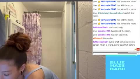 Ellie Hazii online show from May 29, 8:29 pm