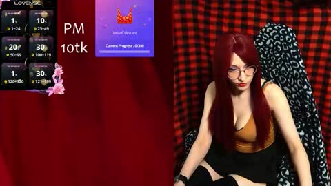 Snapshot of elliemoor chatting on October 21, 10:49 am Elizabeth online show from October 21, 10:49 am
