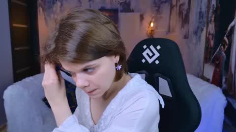 Snapshot of elliemurler chatting on November 26, 9:10 am elliemurler online show from November 26, 9:10 am