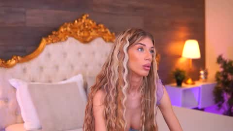 Ellie online show from November 3, 9:54 am