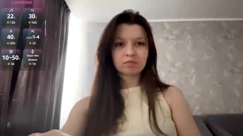 Ellie online show from February 28, 9:43 am