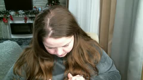 EliMoL online show from February 26, 3:52 pm