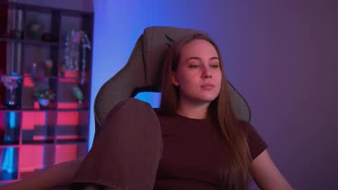 Elin online show from January 15, 11:59 am