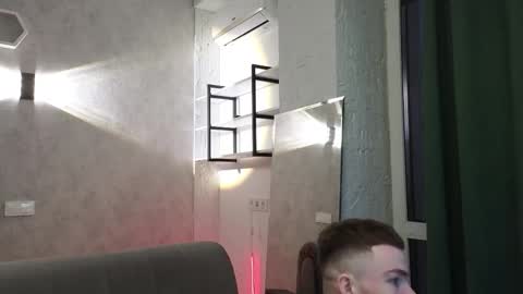 elliot_muscle04 online show from March 22, 3:59 pm